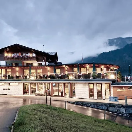 Birkenhoehe 호텔 4*