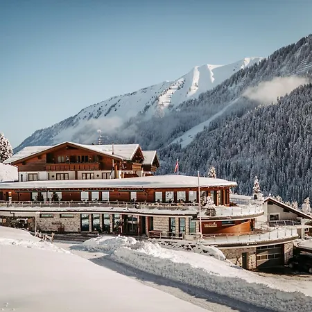 Birkenhoehe Hotel 4*