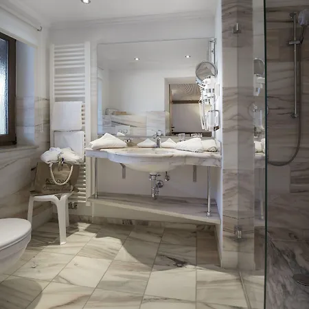 Hotel Birkenhoehe 4*